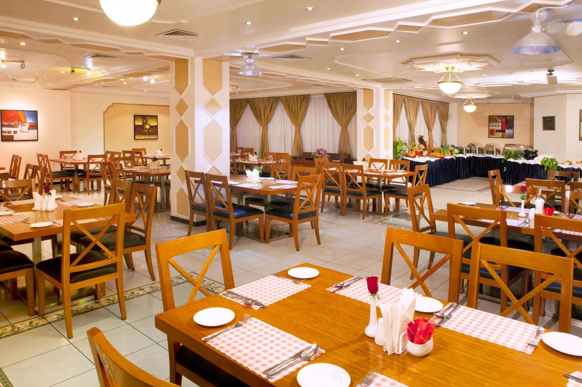 Landmark Plaza Hotel Dubai Dış mekan fotoğraf