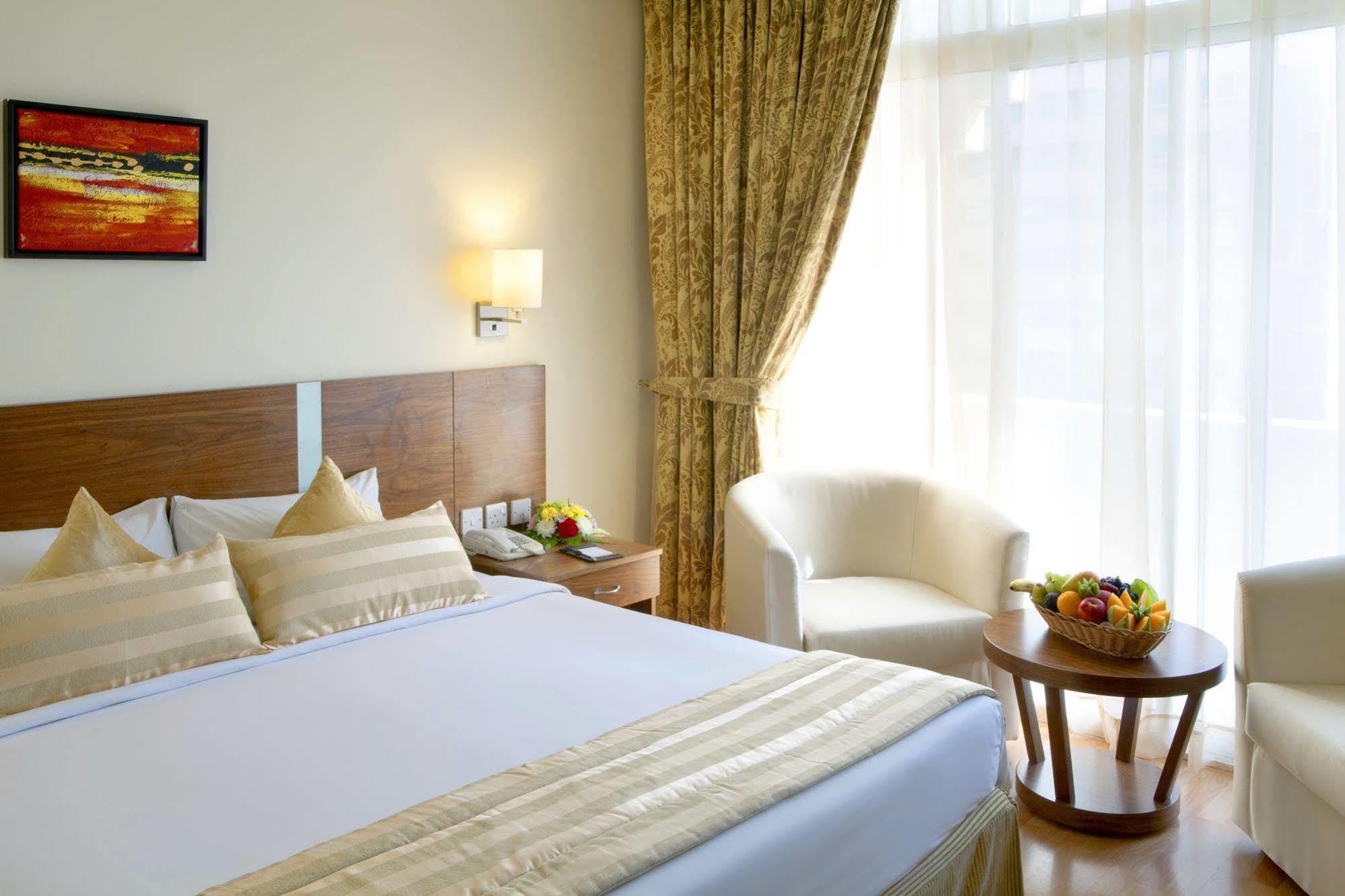 Landmark Plaza Hotel Dubai Dış mekan fotoğraf